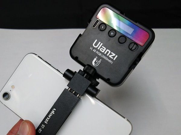 画像6: 【Ulanzi在庫一掃セール!!】 ST-03 Foldable Phone Tripod Mount(Black) (6)