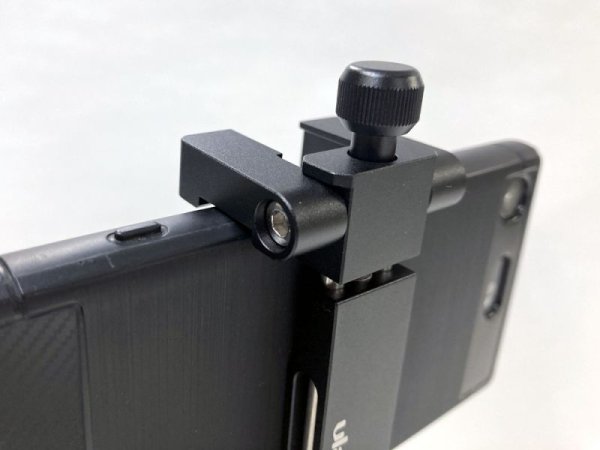 画像8: 【Ulanzi在庫一掃セール!!】 ST-03 Foldable Phone Tripod Mount(Black) (8)